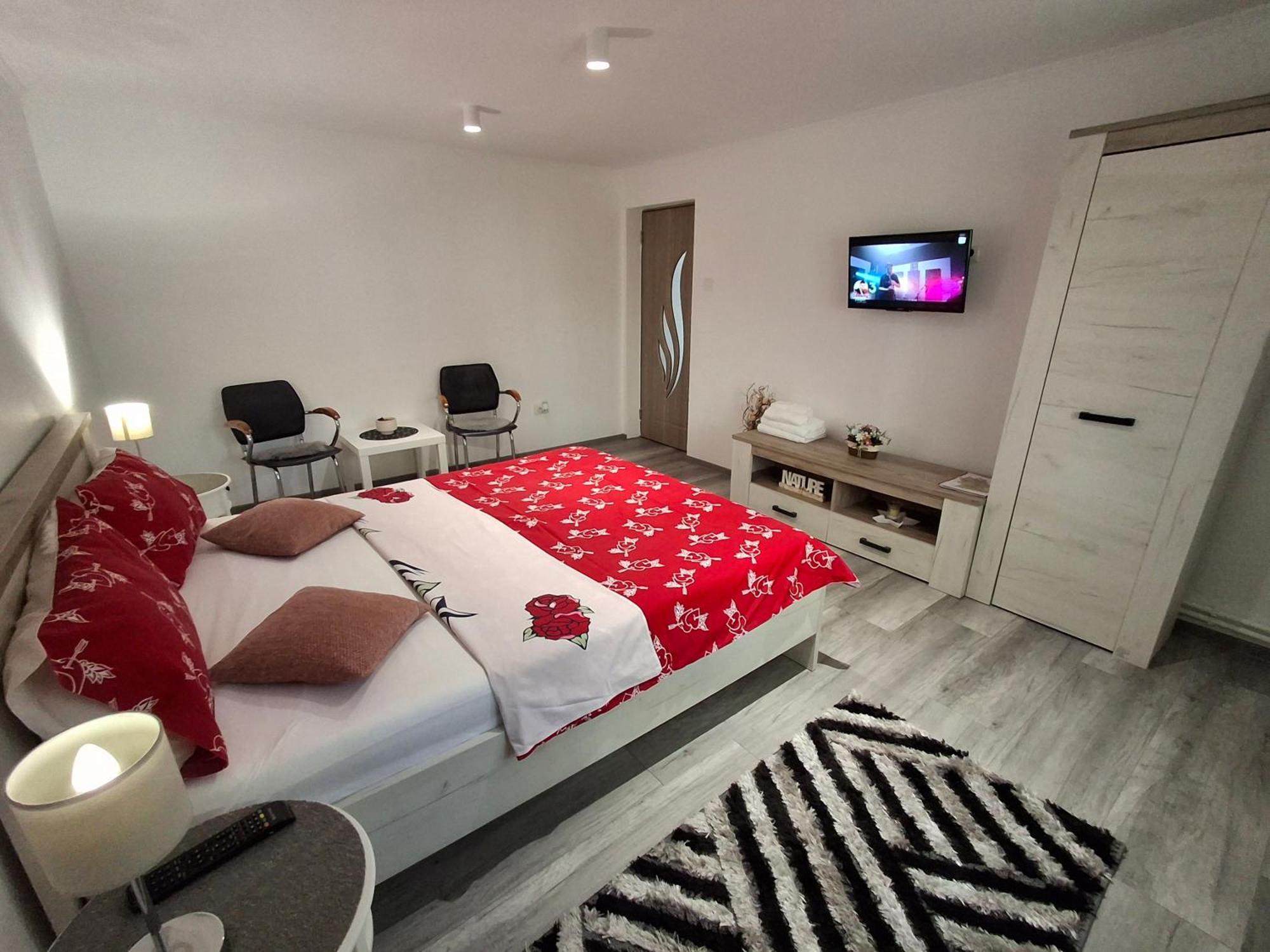 Apartament Claudia Deva Zewnętrze zdjęcie